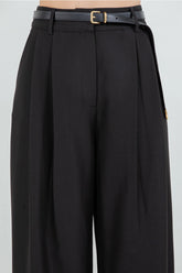 Soft Woven Pleated Trousers W Tapered Leg Opening